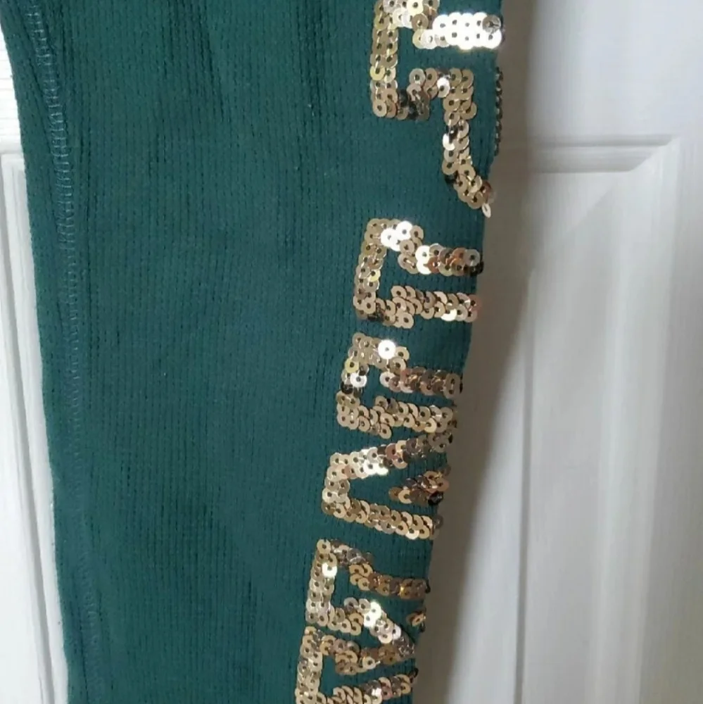 🎄 VICTORIA'S SECRET Happy Holla Days Onesie 🎄 - Picture 8 of 12